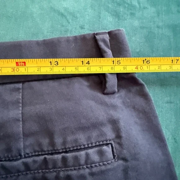 Old Navy Mens Ultimate Tech Slim Shorts Navy Blue 32 Built-In Flex - Picture 6 of 11